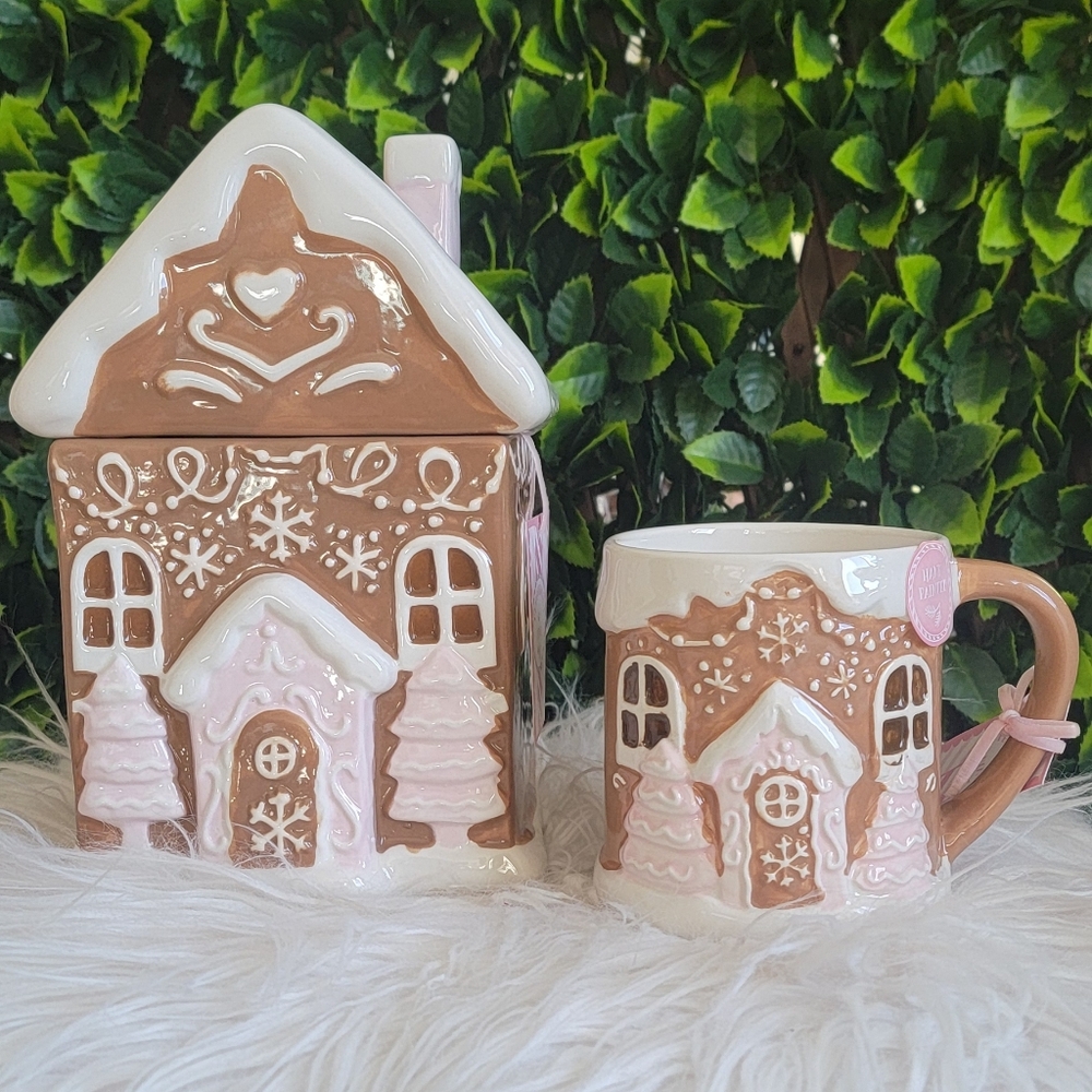 🍪 Tik Tok Viral Peppermint & Pine Gingerbread House Cookie Jar and Mug Set 🍪